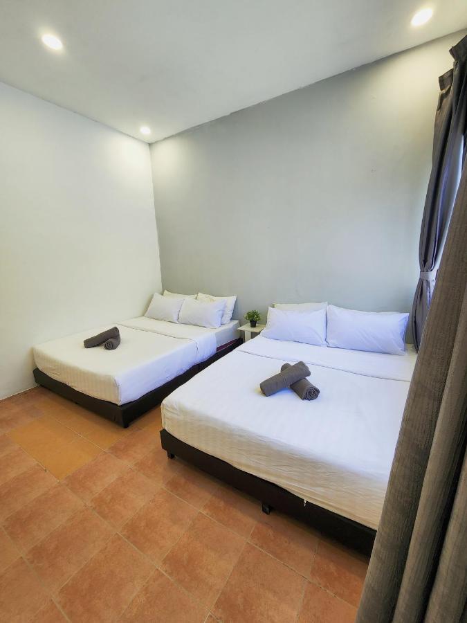 Gurney Coast Guest House By Sky Hive George Town  Kültér fotó