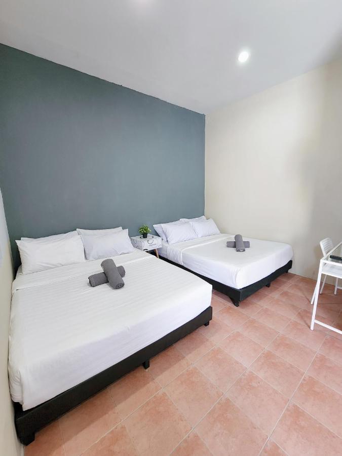 Gurney Coast Guest House By Sky Hive George Town  Kültér fotó